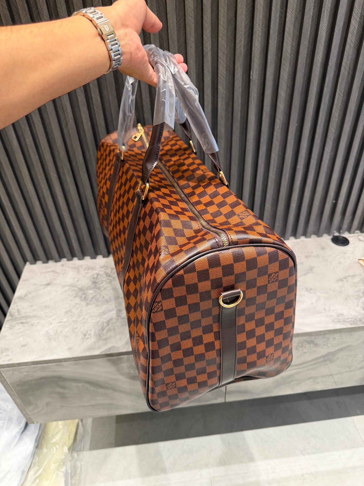 LV LUGGAGE BAG