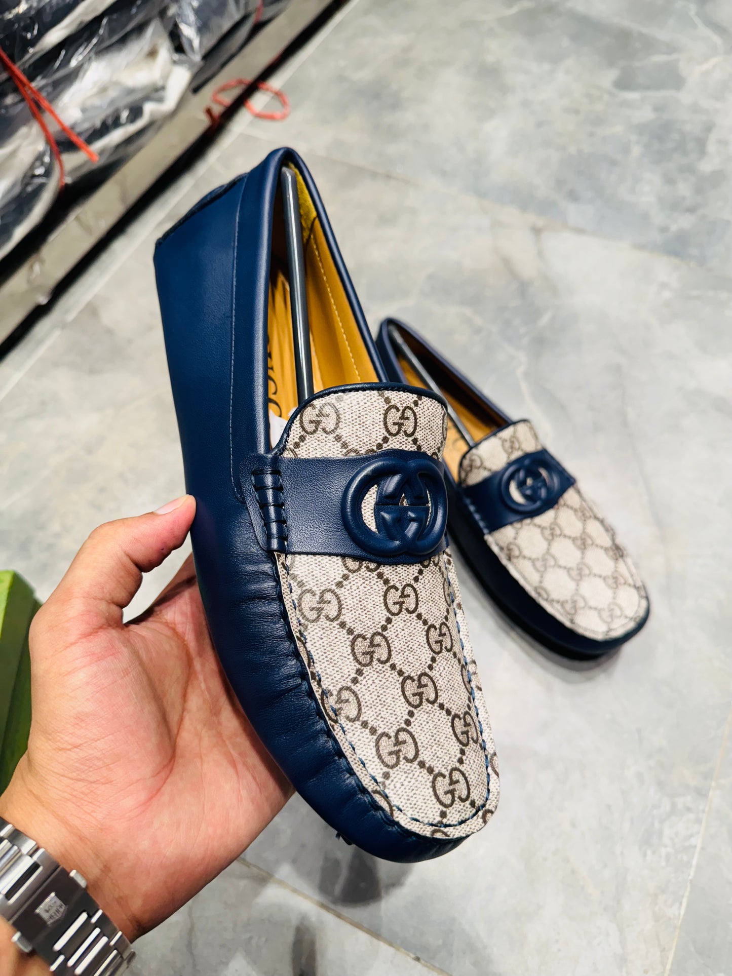 FERRAGAMO SHOES