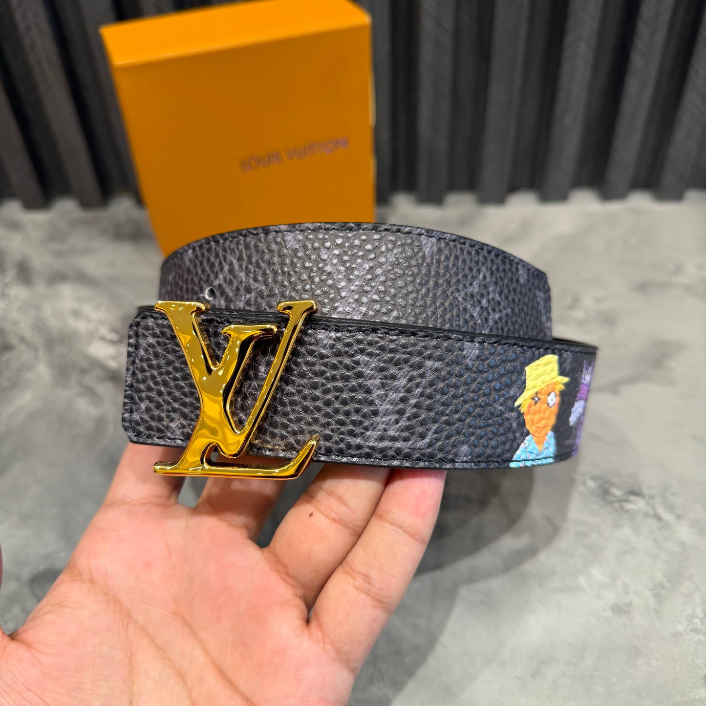 LV BELT