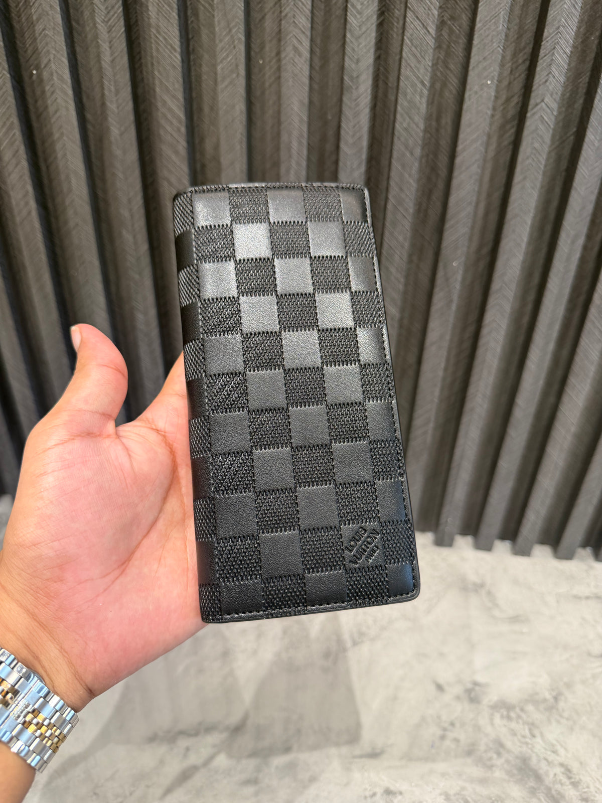 LV LONG WALLET