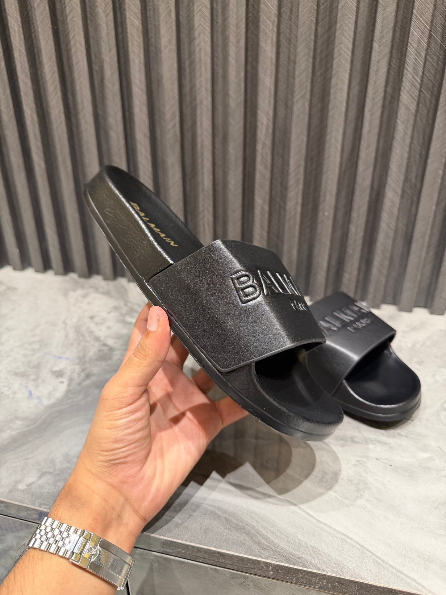 BALMAIN SLIPPER
