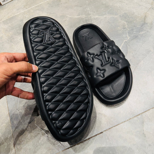 LV SLIPPER