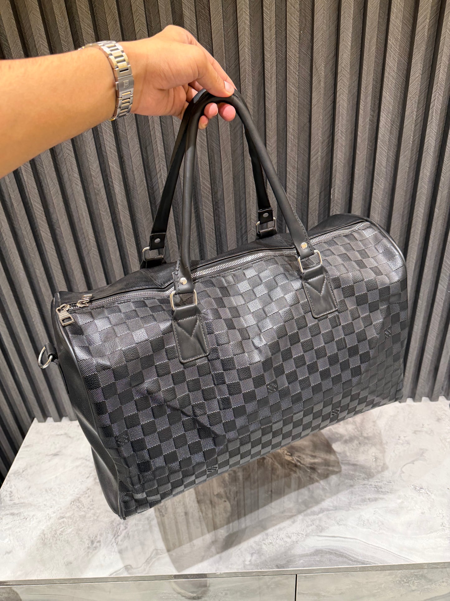LV LUGGAGE