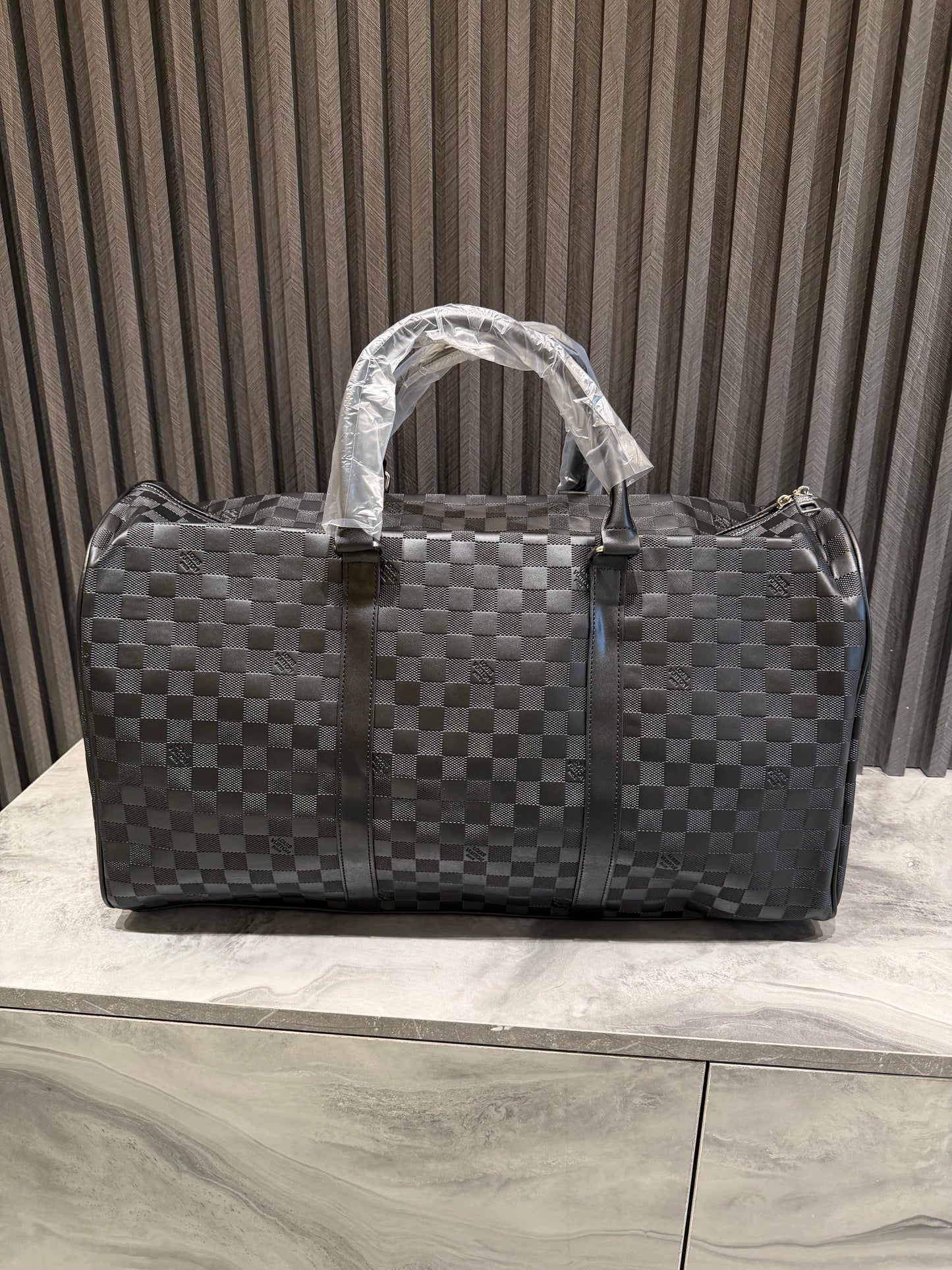 LV LUGGAGE BAG