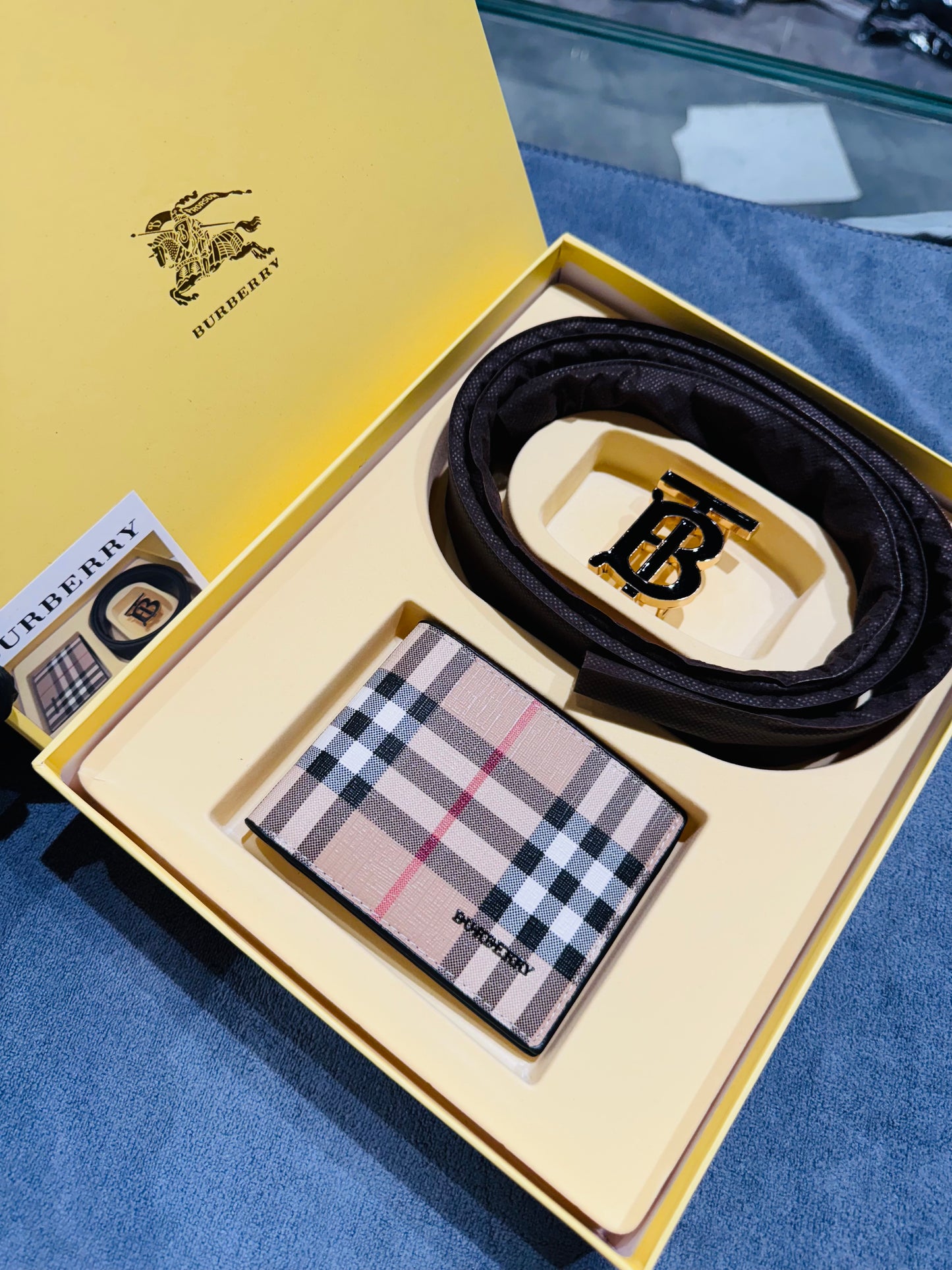 BURBERRY BELT AND WALLET