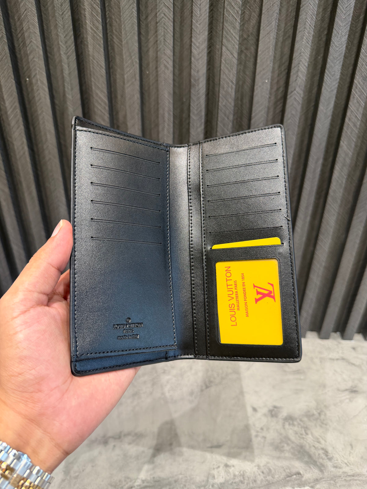 LV LONG WALLET