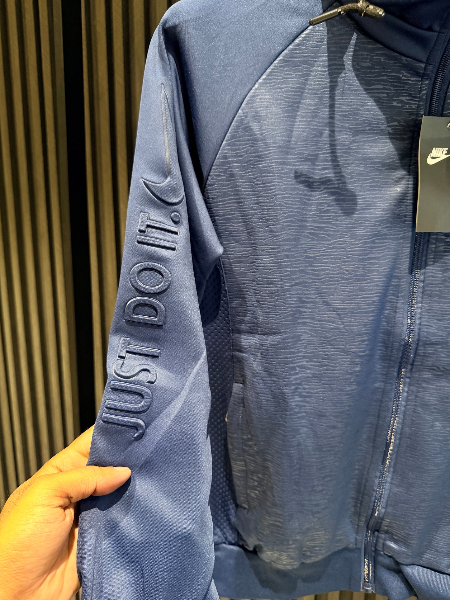 NIKE TRACKSUIT