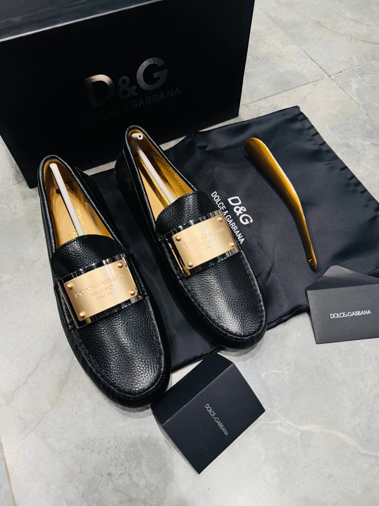D&G SHOES