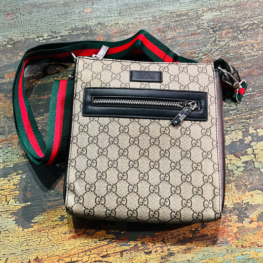 GUCCI SIDE BAG 1882