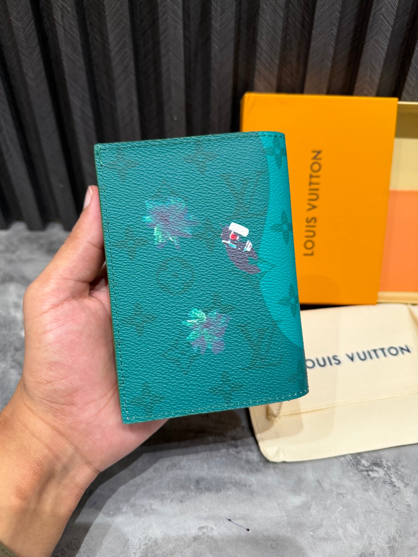 LV WALLET 1.1 GRADE