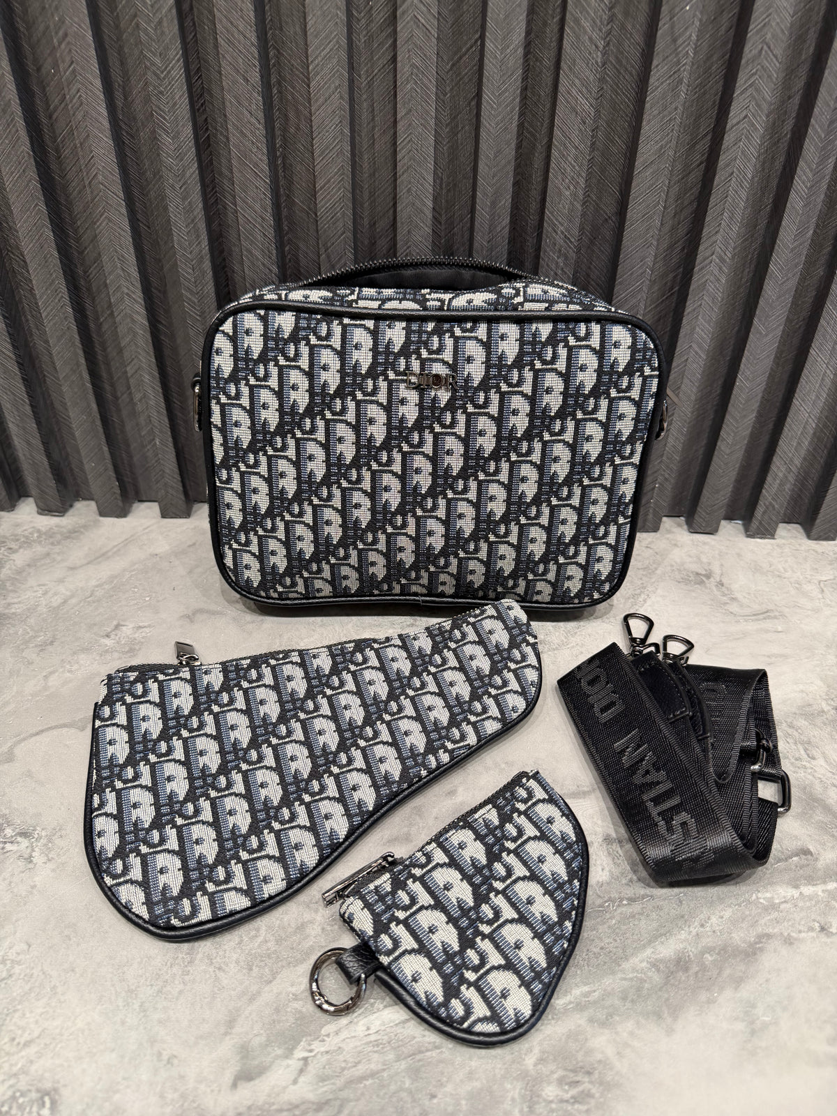 DIOR TRIO BAG