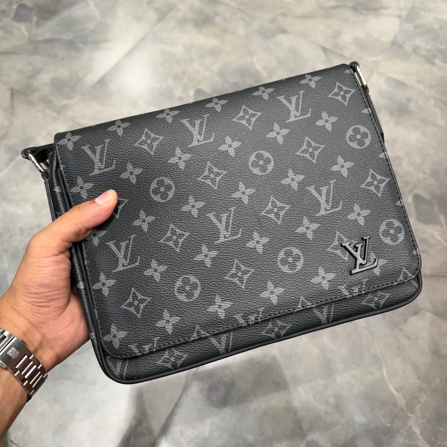 LV SIDE BAG