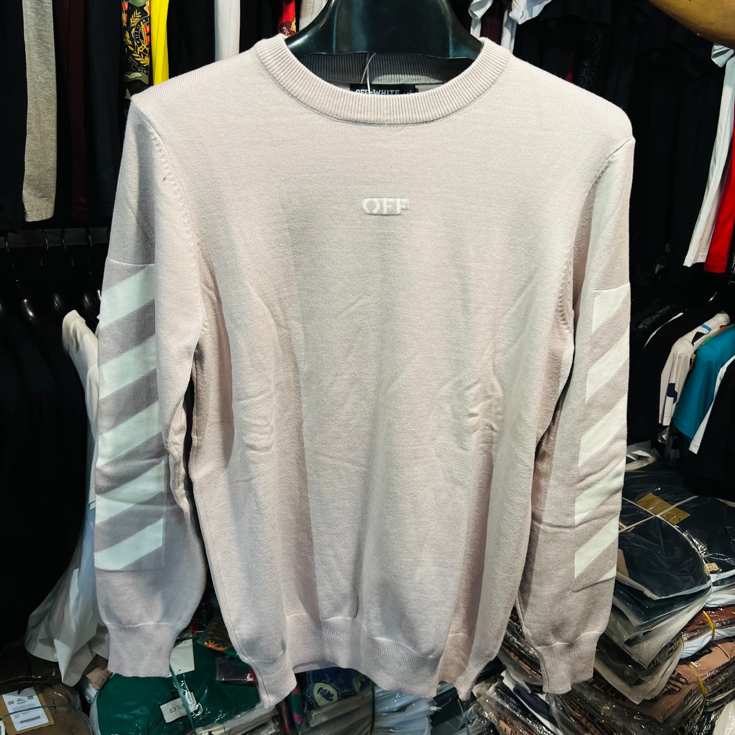 OFF WHITE SWEATER 19