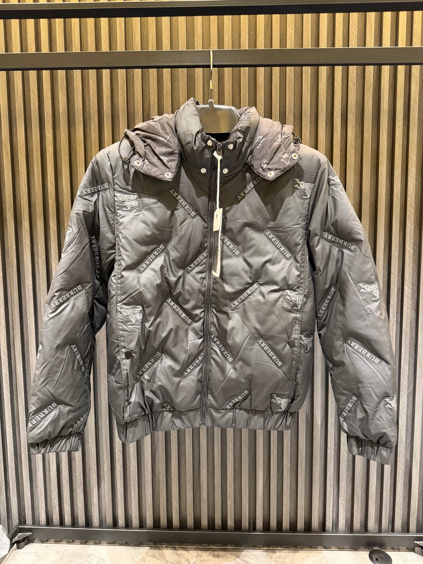 BURBERRY JACKET