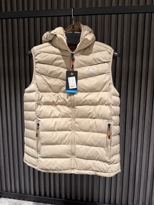 ARMANI SLEEVLESS JACKET