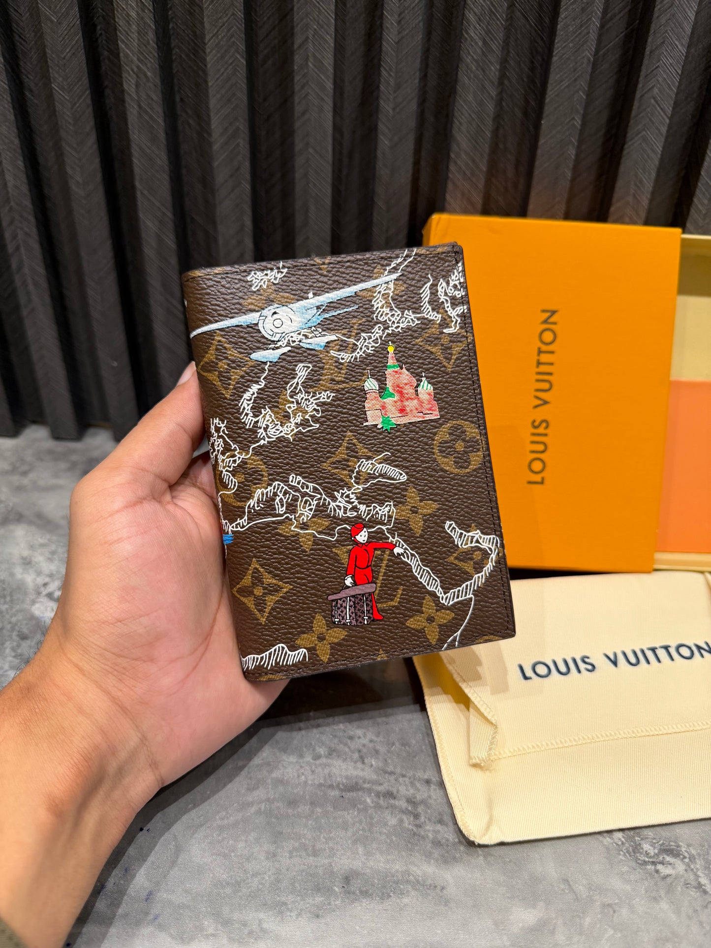 LV WALLET 1.1 GRADE