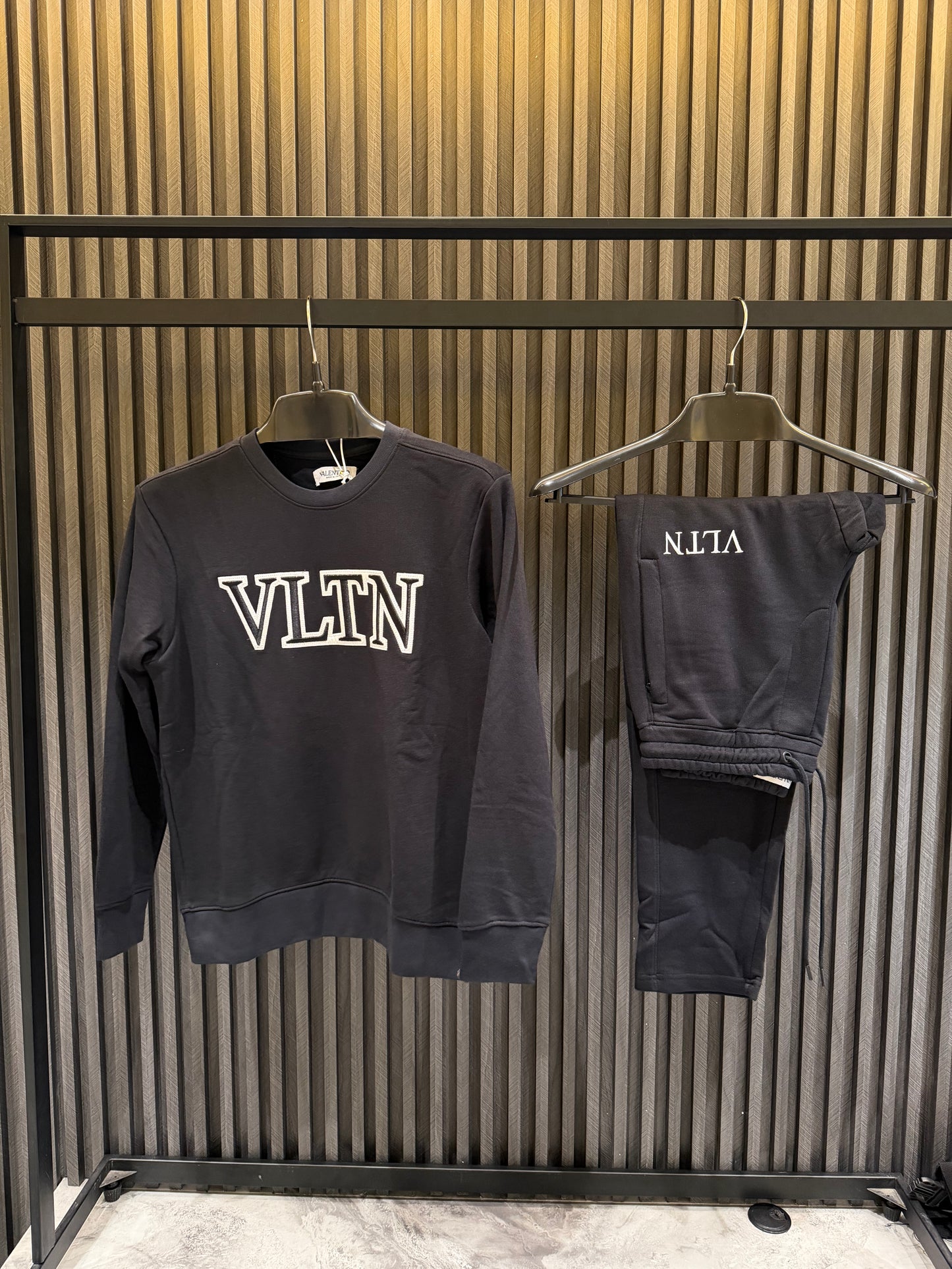 VLTN TRACKSUIT