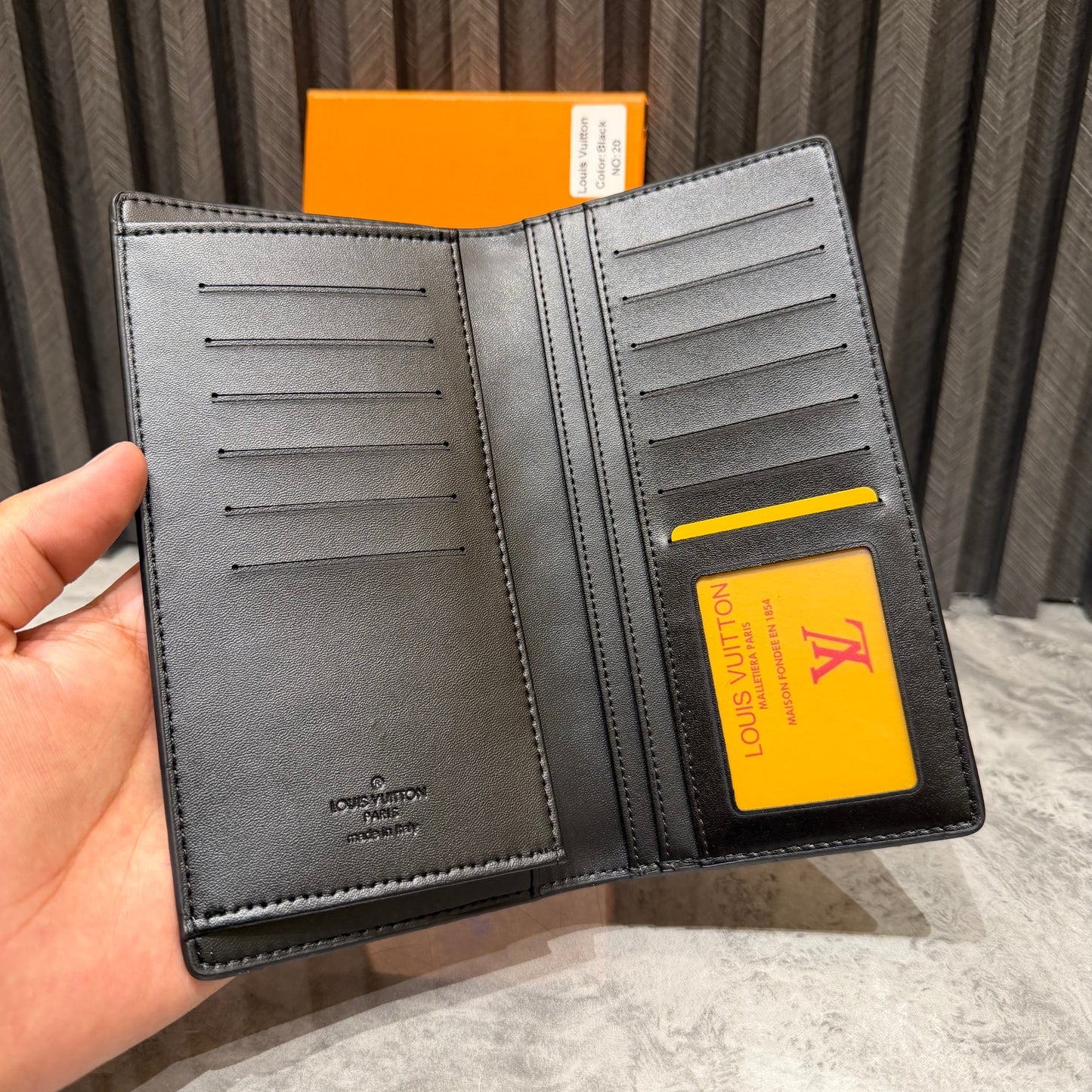 LV LONG WALLET