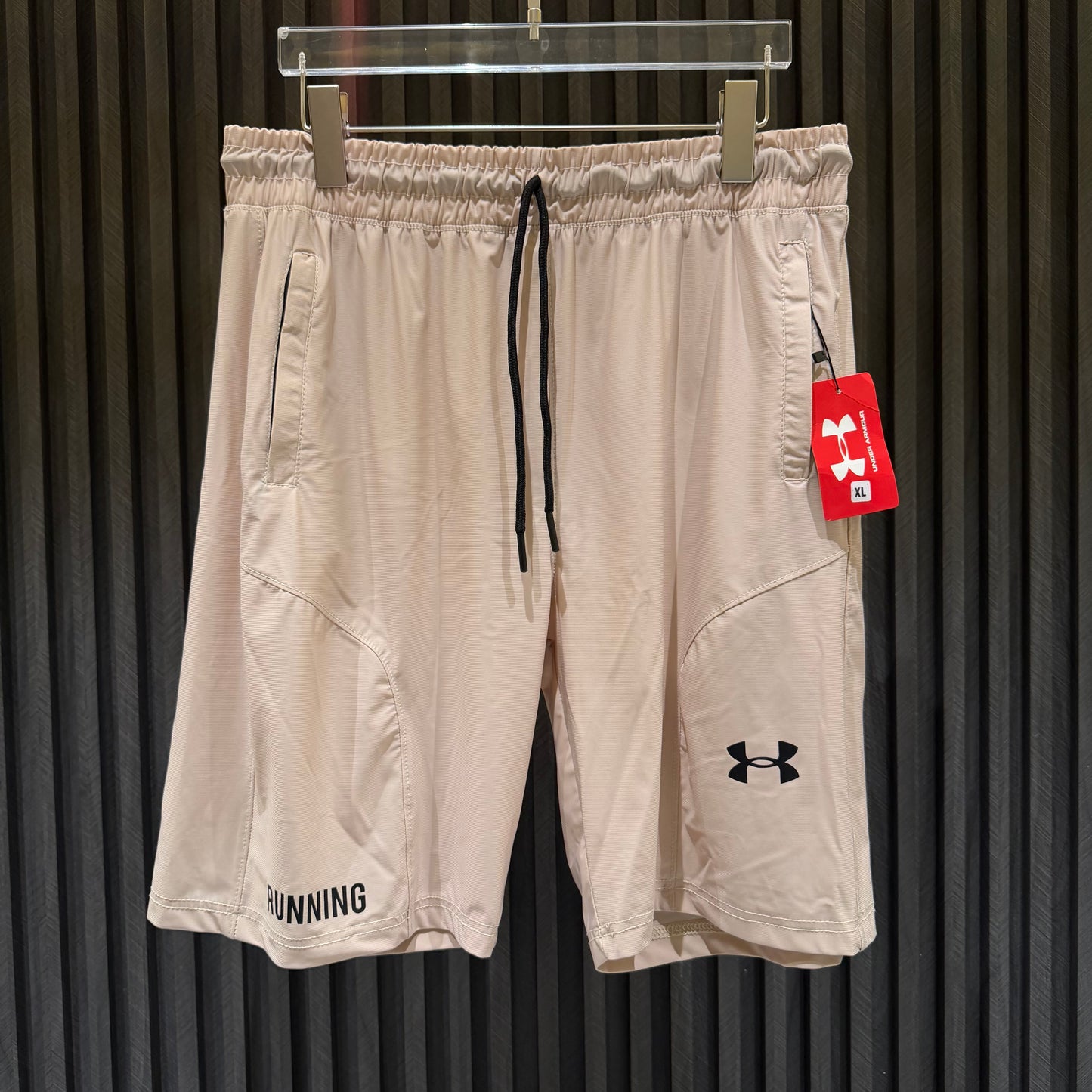 UNDER ARMOUR SHORTS
