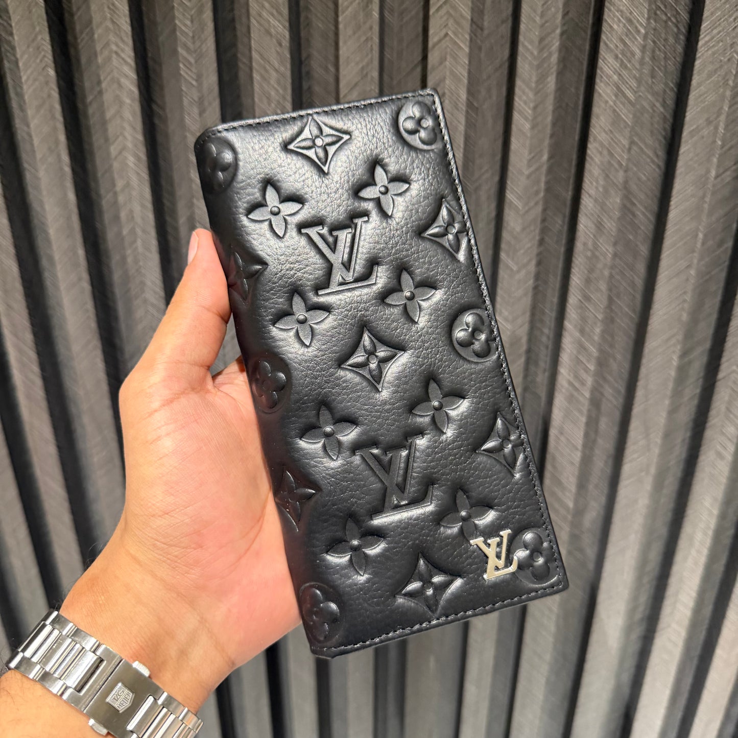 LV LONG WALLET