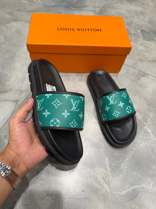 LV HIGH GRADE SLIPPER