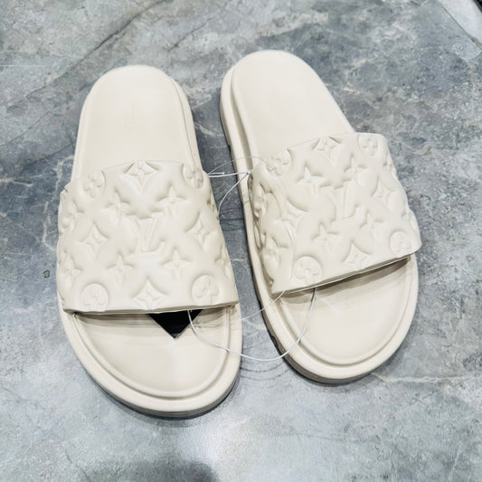 LV SLIPPER