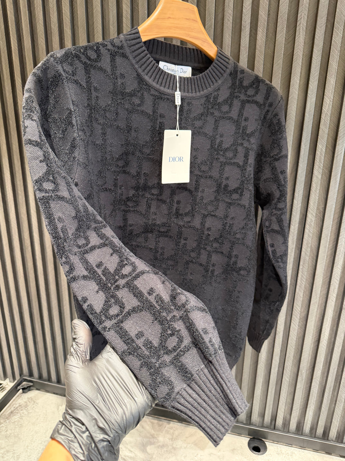 DIOR SWETTER