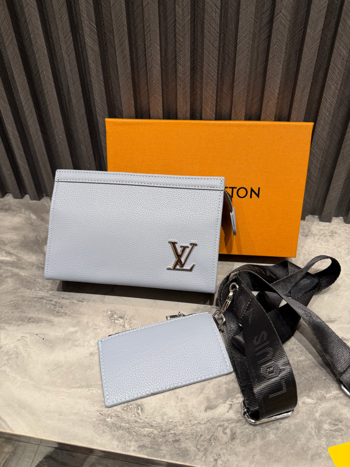 LV BAG