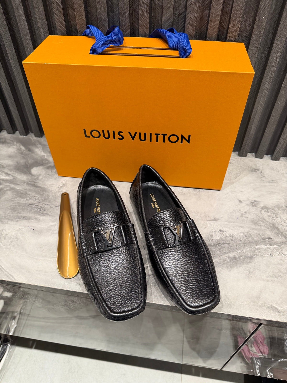 Lv SHOES