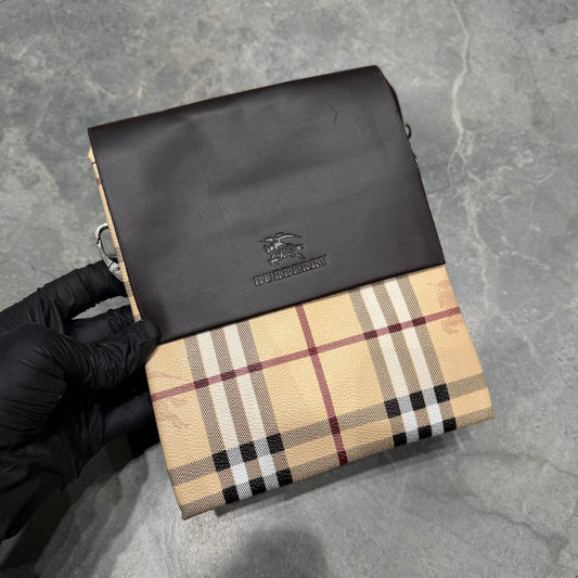 BURBERRY SIDE BAG