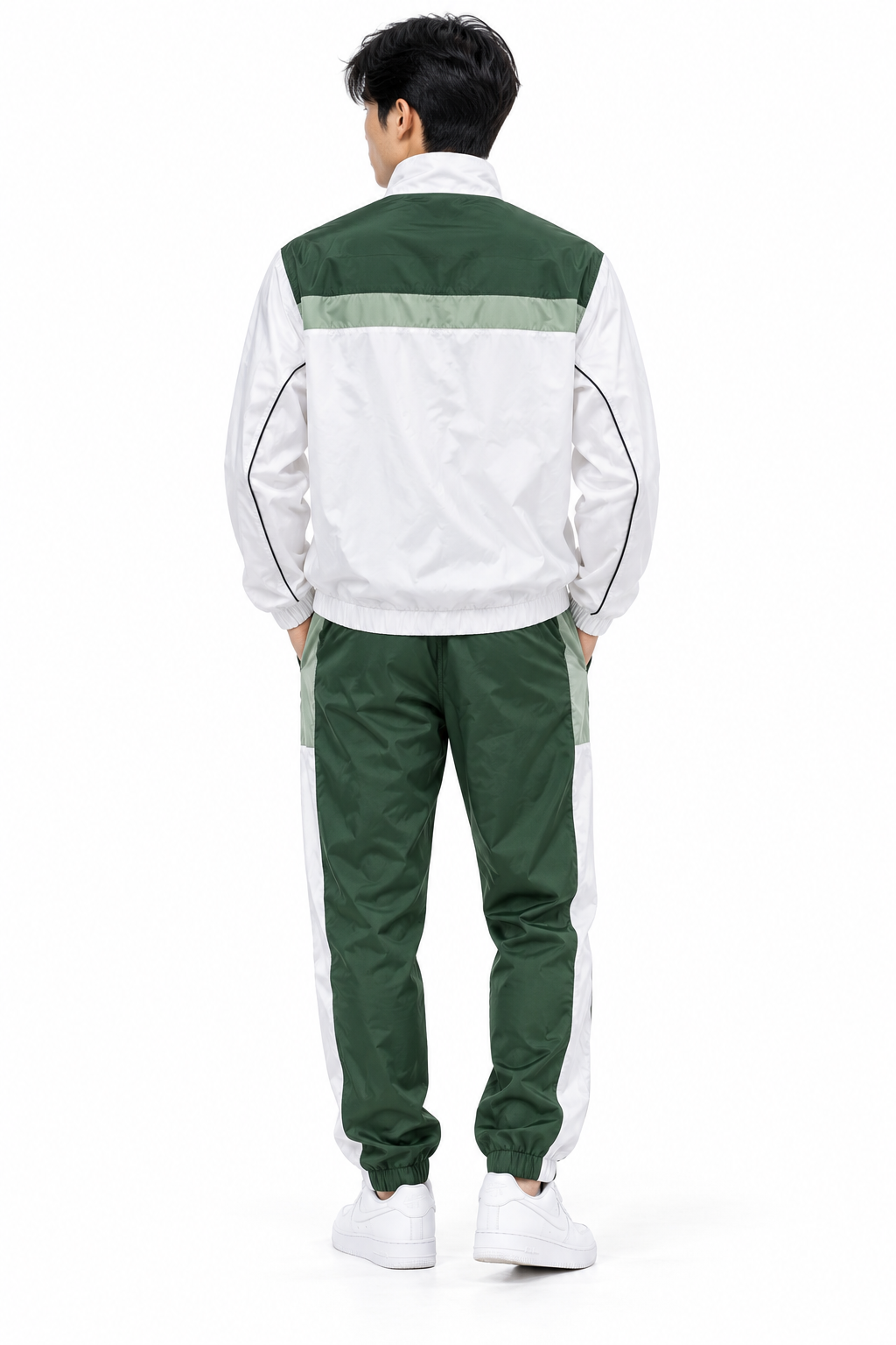NIKE TRACKSUIT