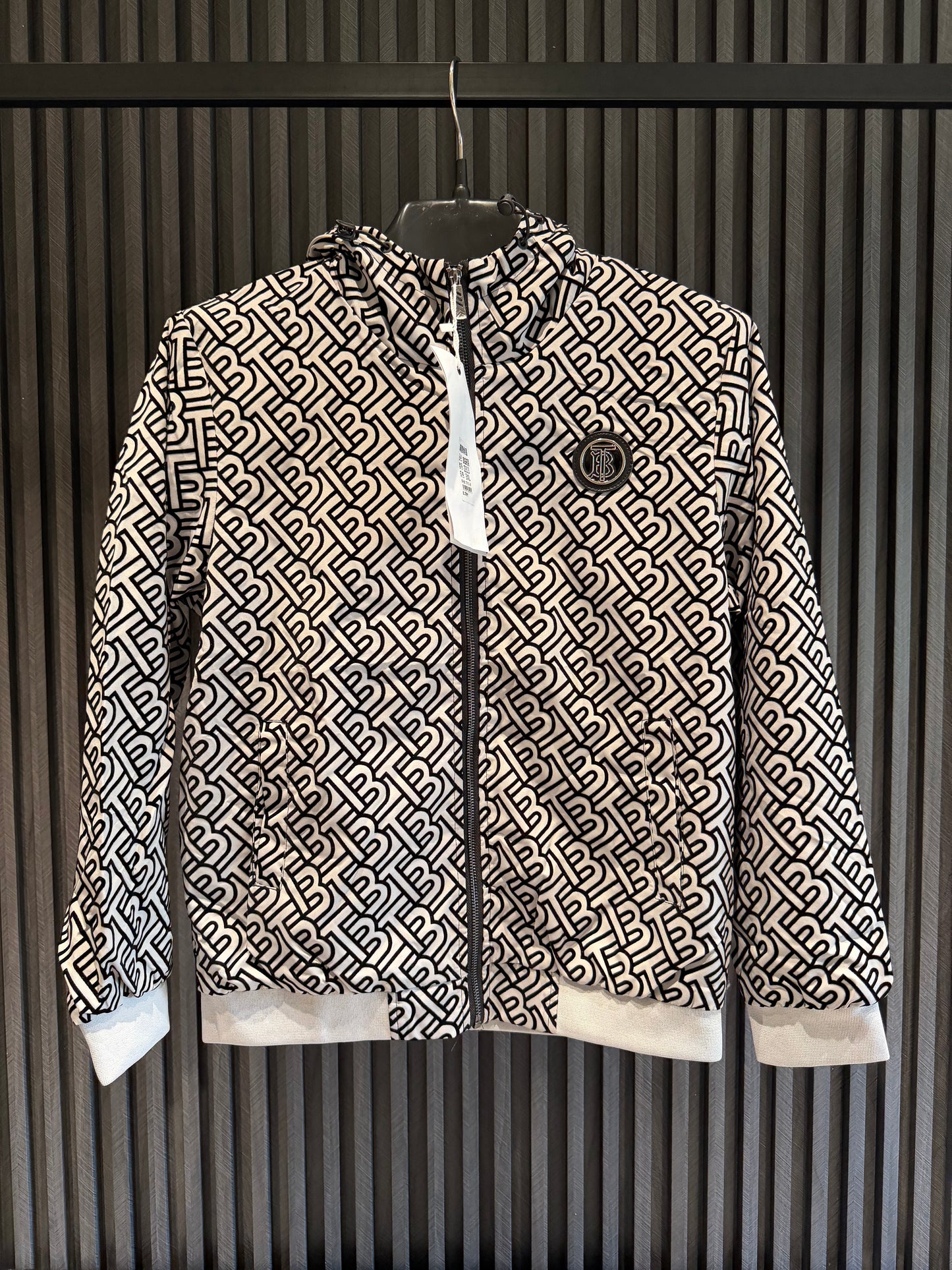 BURBERRY JACKET