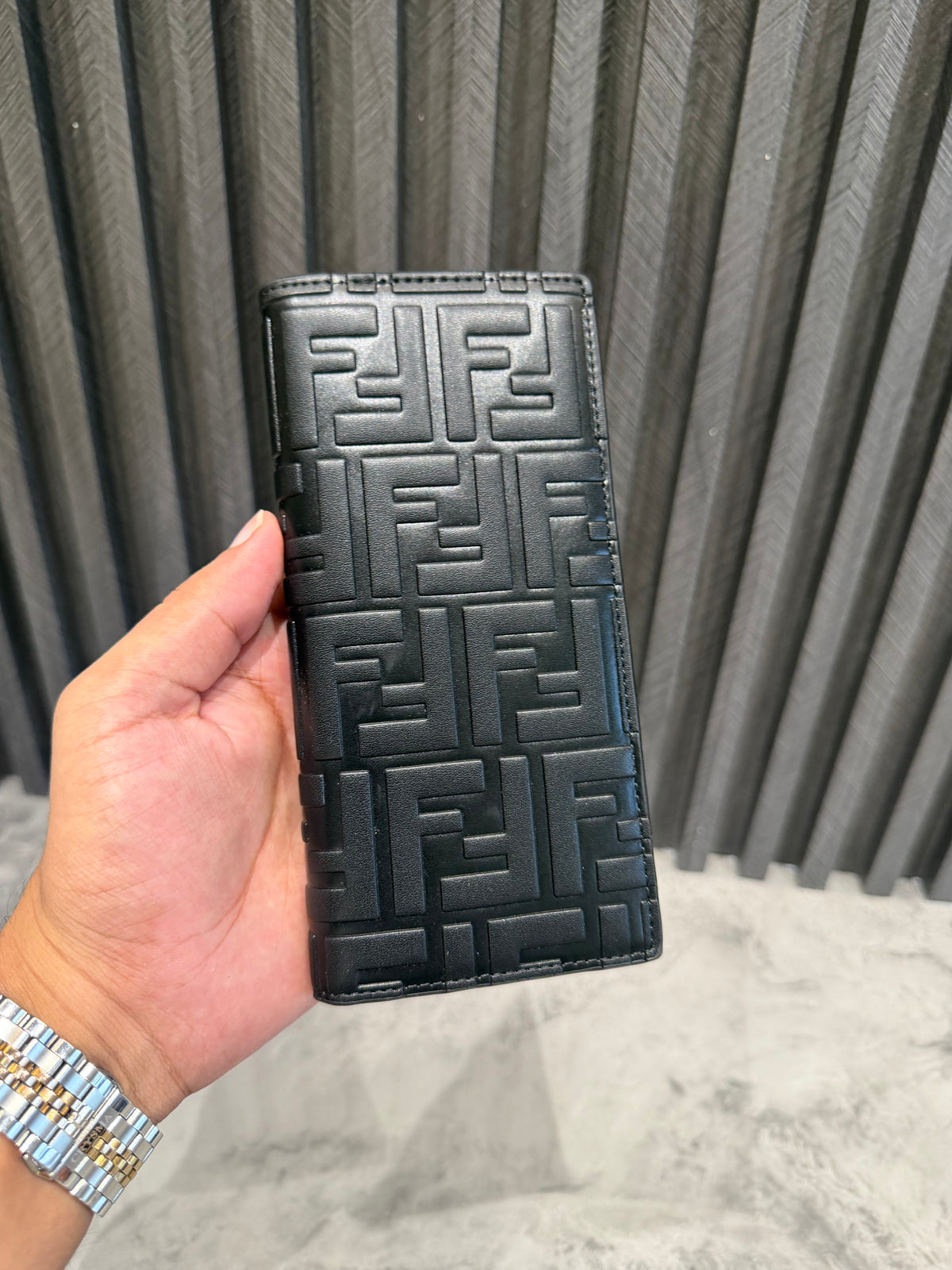 FENDI LONG WALLET