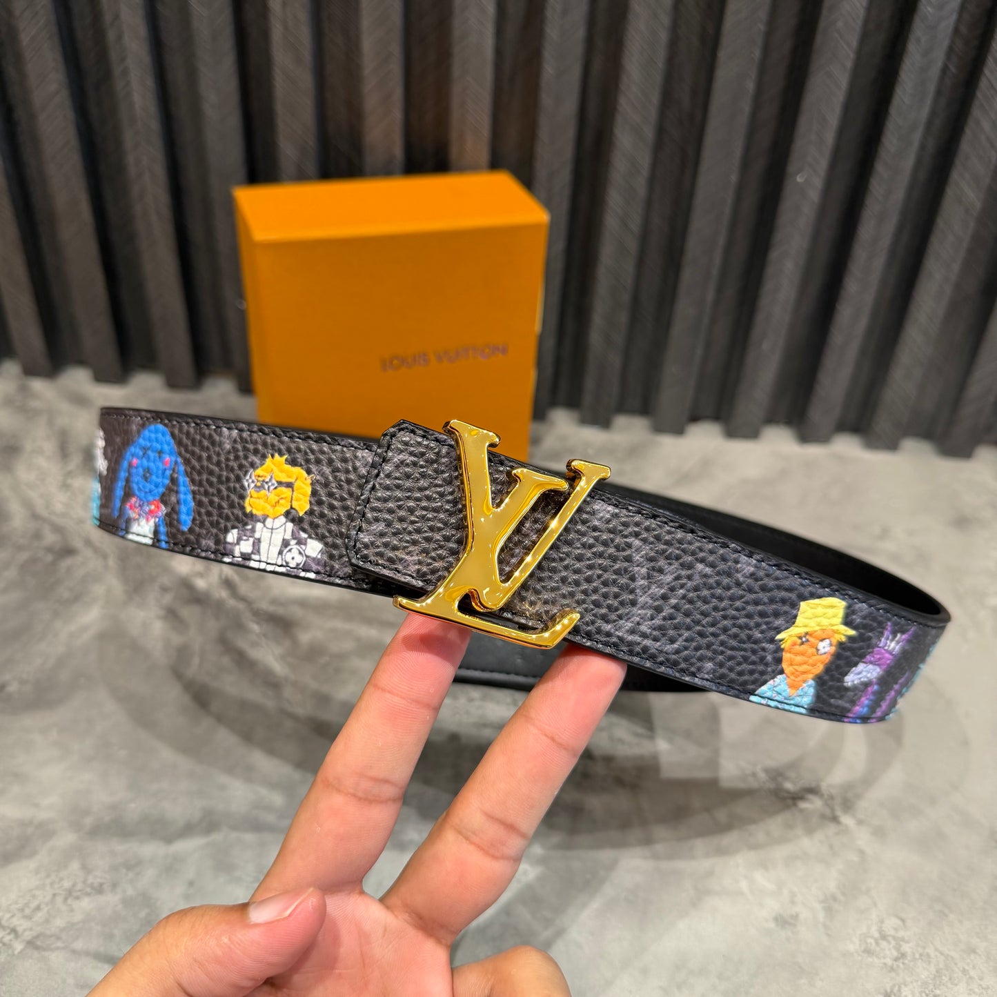 LV BELT