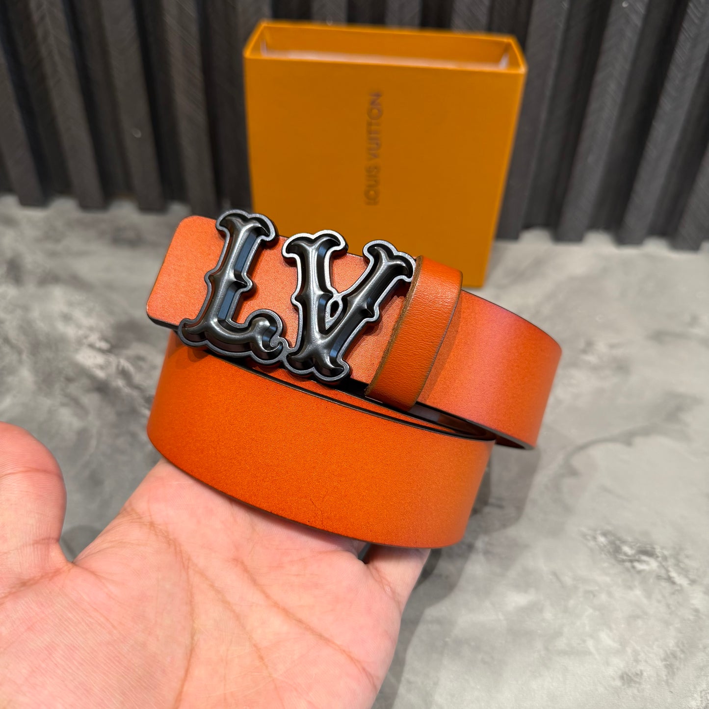 LV BELT