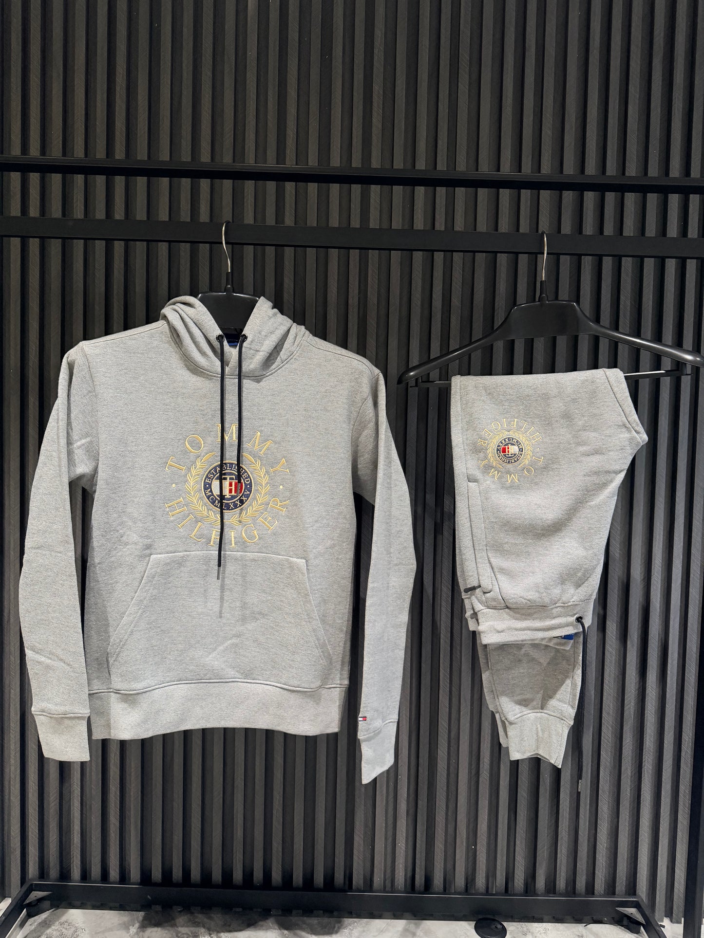TOMMY TRACKSUIT