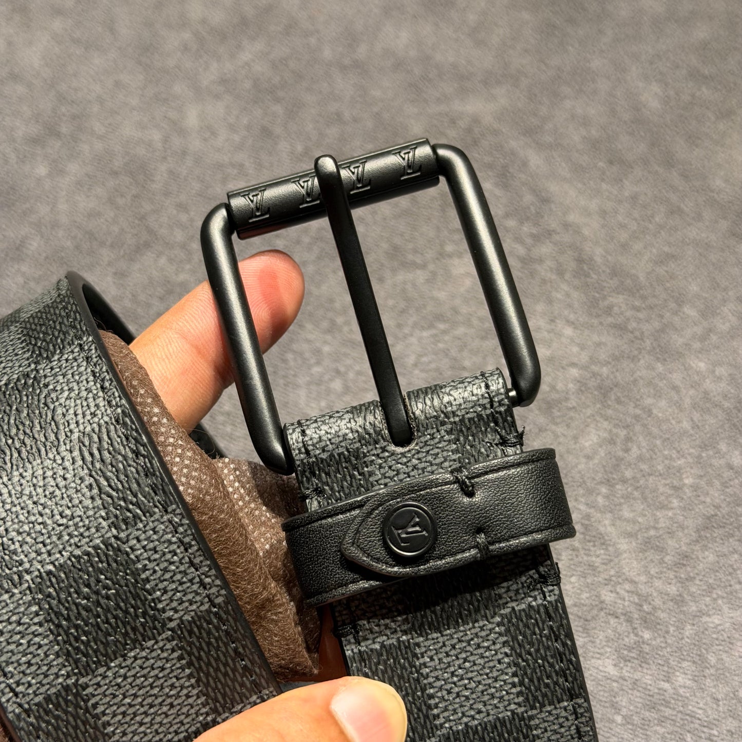 LV BELT