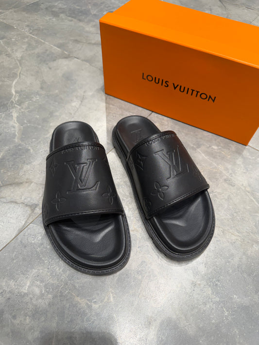 LV HIGH GRADE SLIPPER
