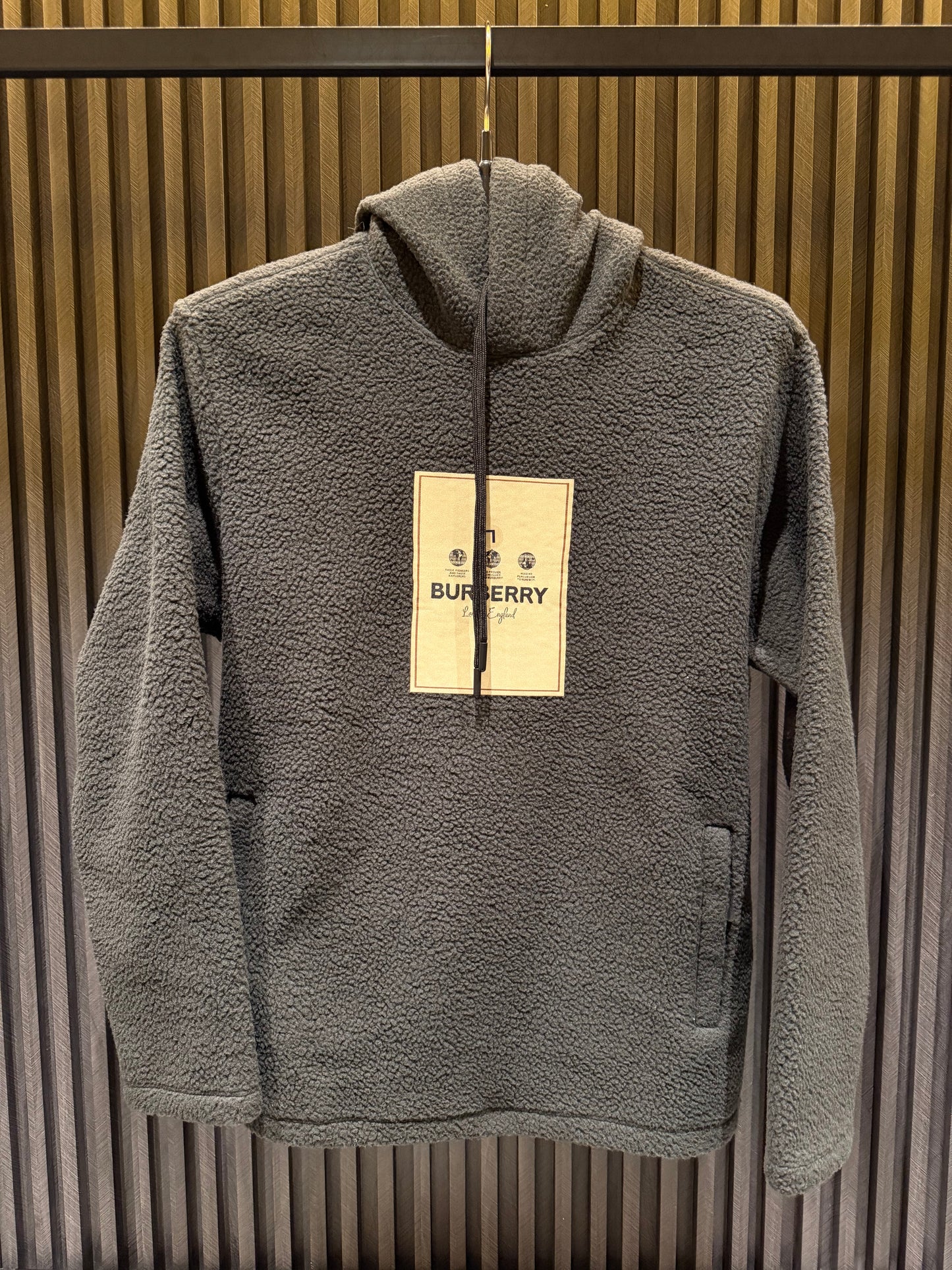 BURBERRY HOOD