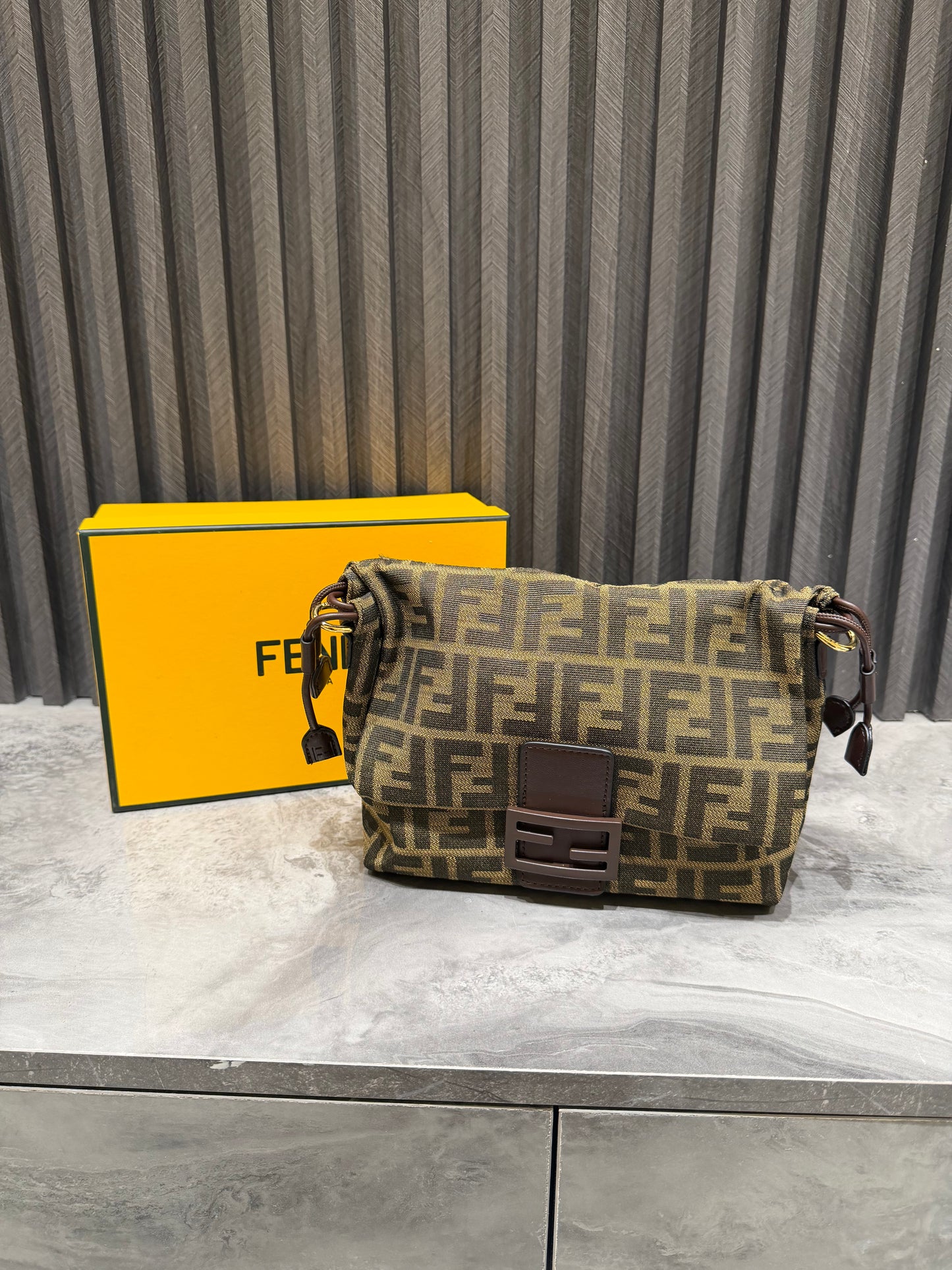 FENDI LADIES BAG HIGH GRADE
