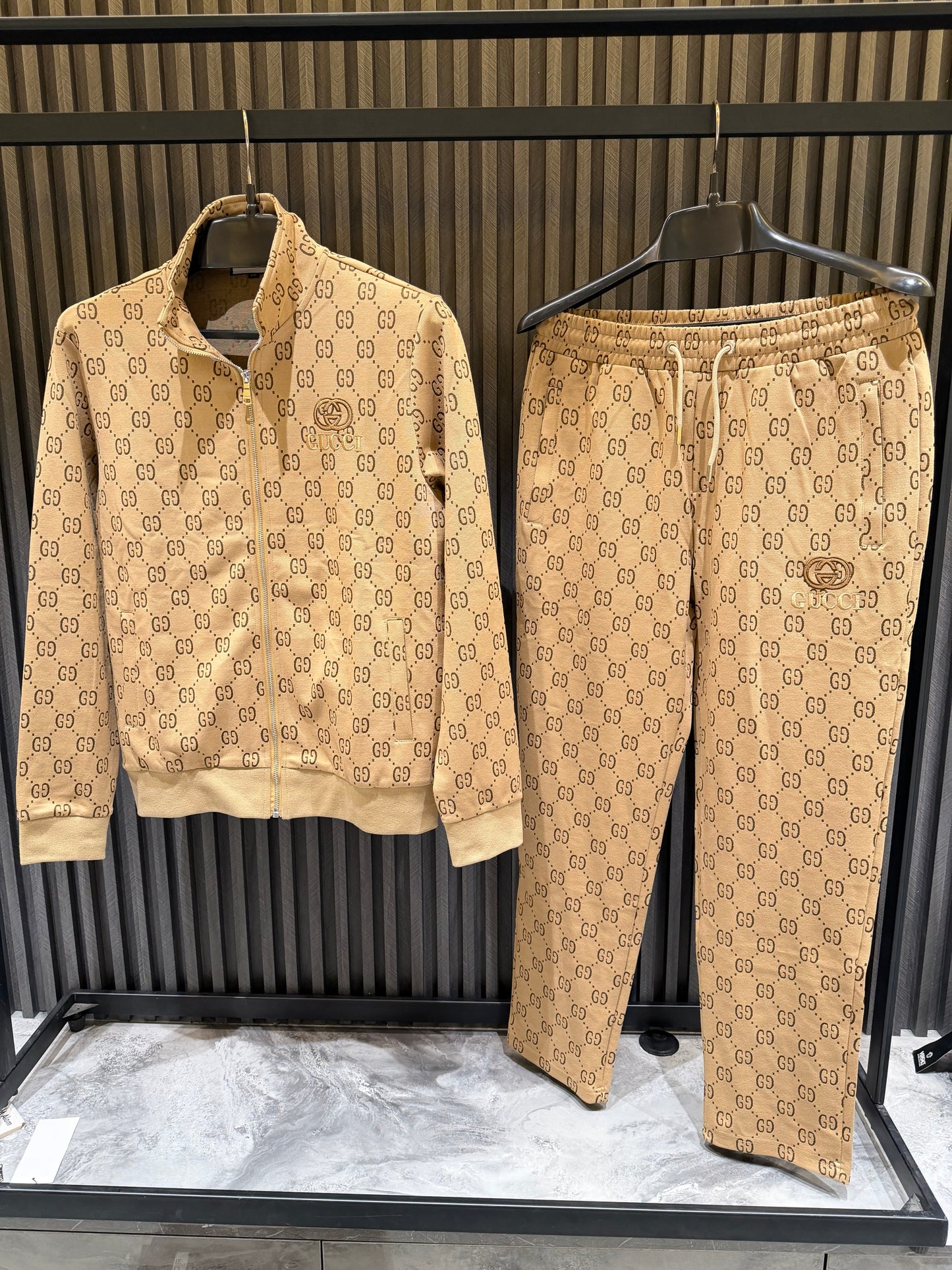 GUCCI HIGH GRADE TRACKSUIT