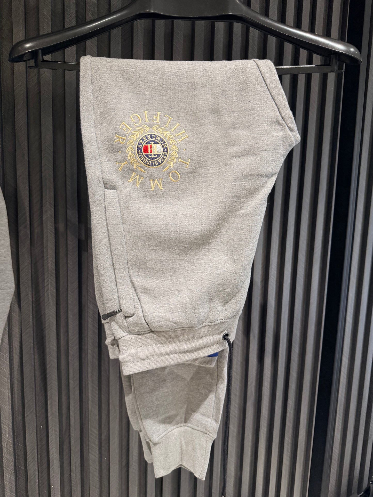 TOMMY TRACKSUIT