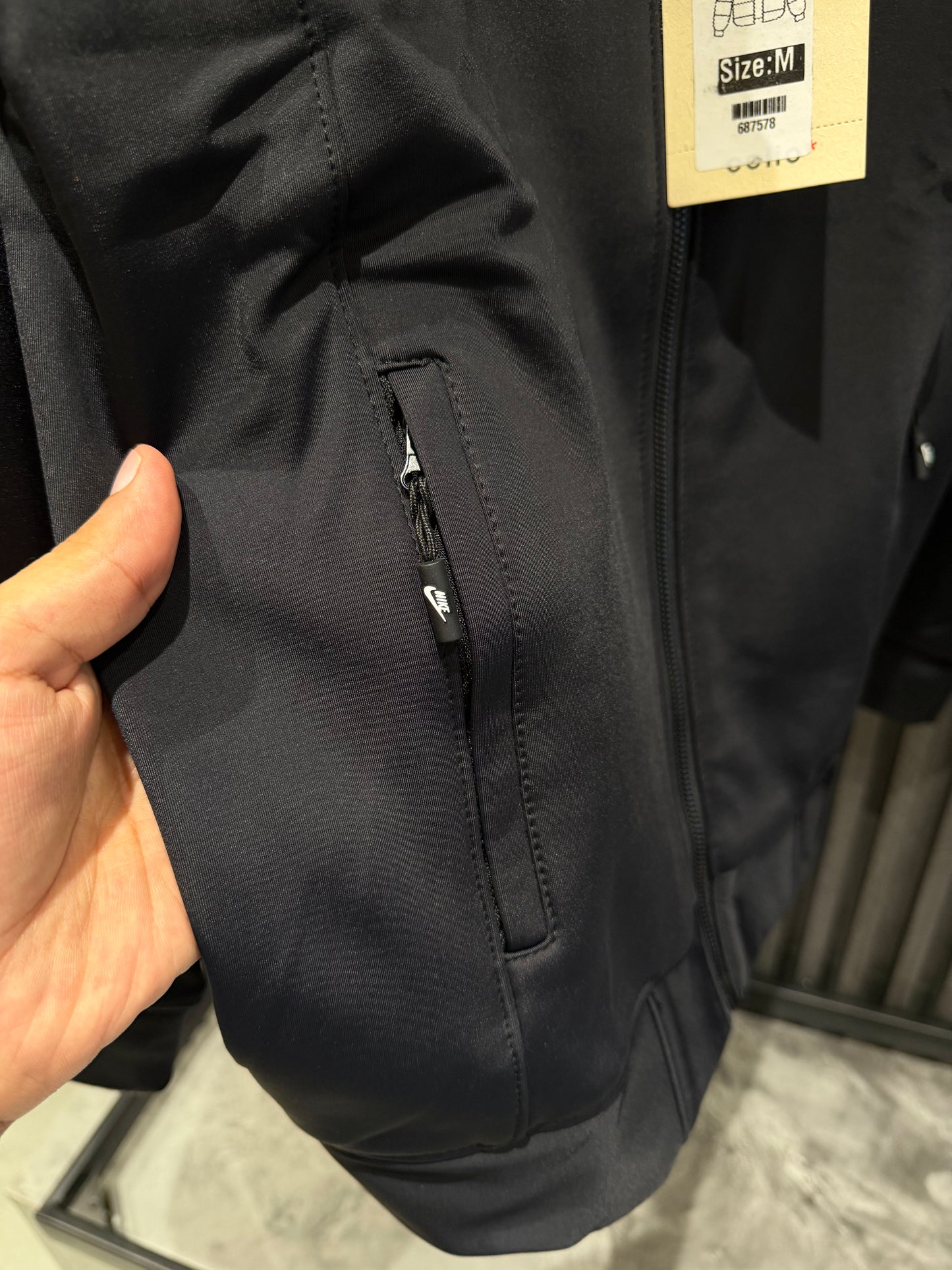 NIKE TRACKSUIT
