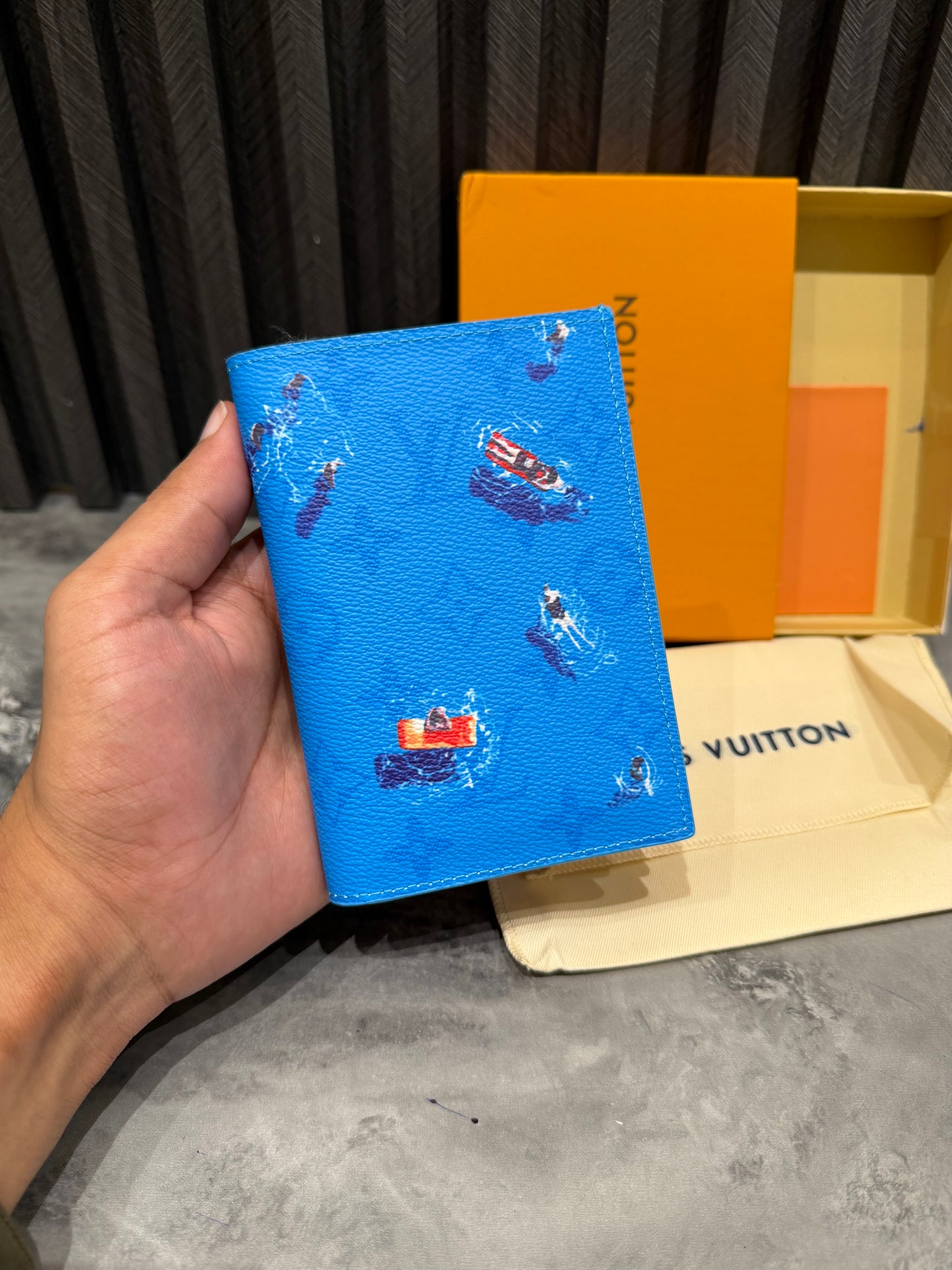 LV WALLET 1.1 GRADE