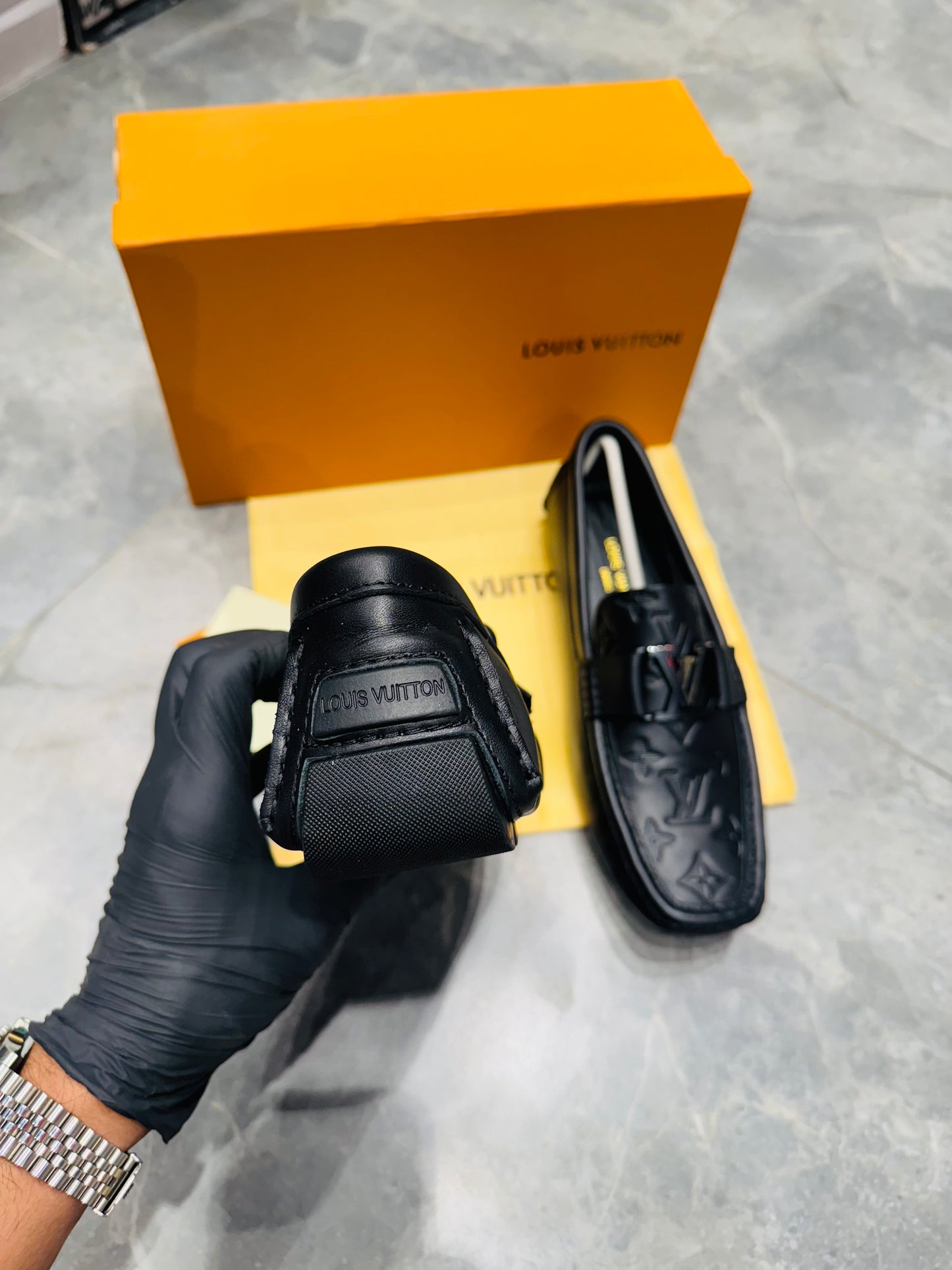 LV SHOES