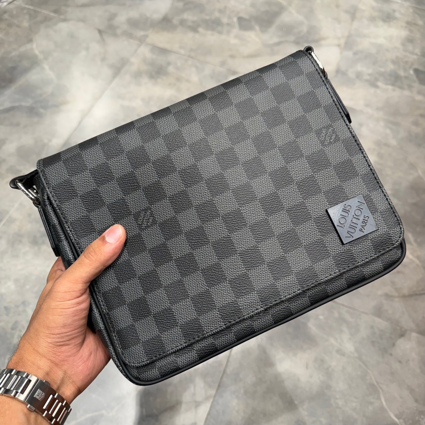 LV SIDE BAG
