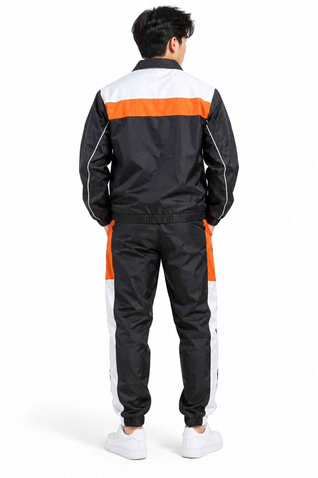 NIKE TRACKSUIT