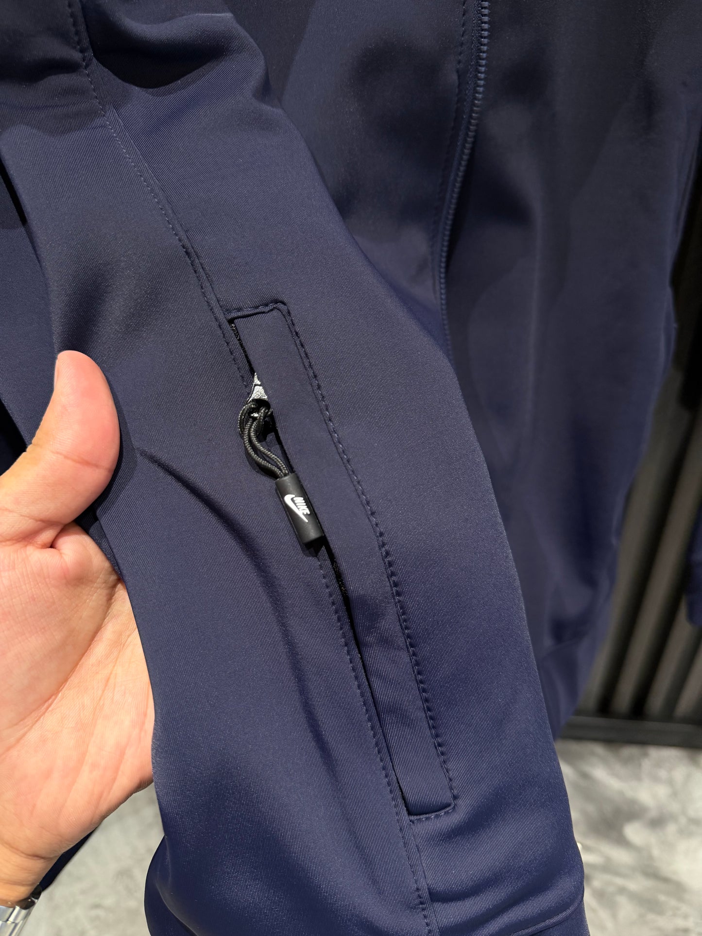NIKE TRACKSUIT