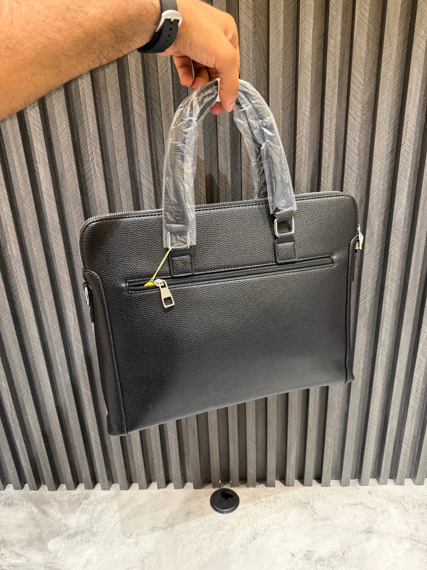 LV LAPTOP BAG