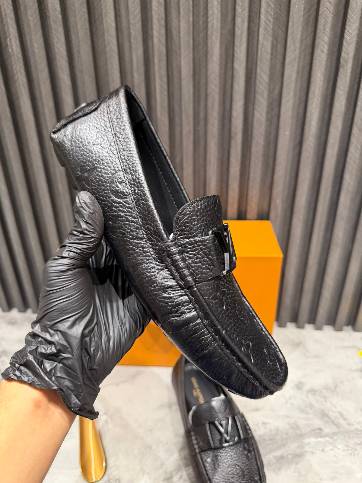 Lv SHOES